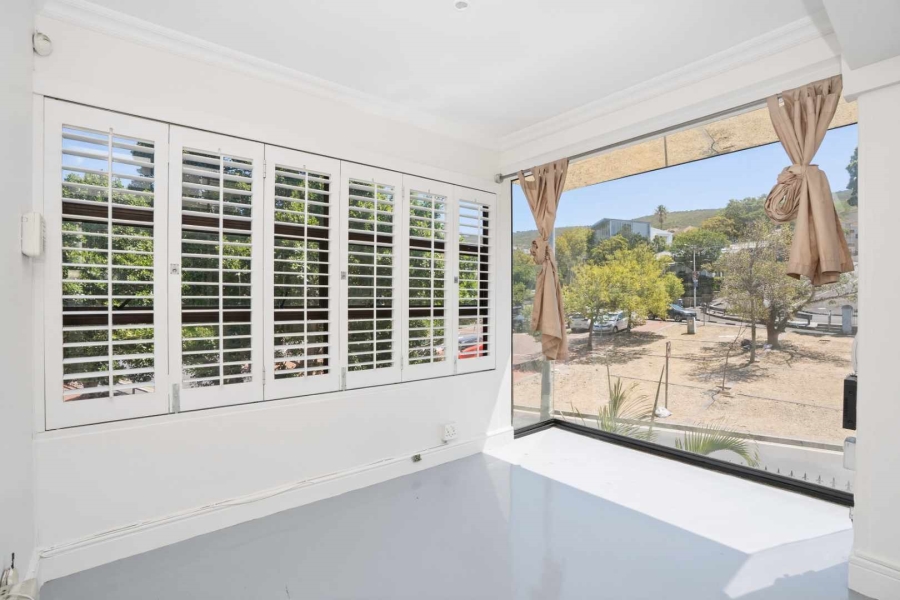 To Let Commercial Property for Rent in Gardens Western Cape
